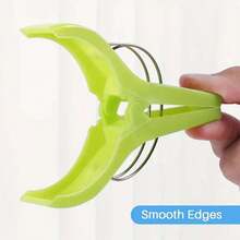 4 Pcs Beach Towel Clips, Chair Clips, Towel Holder, Plastic Clothes Pegs, Hanging Clip, Clamps, Clothes Pins - 4 Pcs - View 7