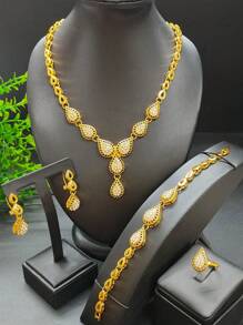 4 件奢华花朵设计全水钻 24k 镀金女士珠宝套装包括项链、手链、耳环和戒指，适用于婚礼、派对、周年纪念、生日、母亲节、情人节礼物等。情人节 - 金黃色 - 查看 8