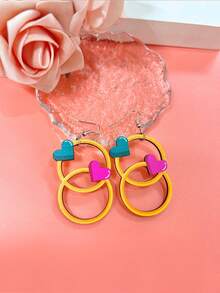 1 對卡通木製鏤空浪漫愛情主題耳環,帶有交叉心形和塗鴉印花,適合情人節、舞會、節日或音樂節 - 送給女朋友的完美約會禮物 - 彩色 - 查看 9