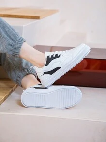 女士鞋款,厚底防滑透氣平底純色黑白圓頭戶外低幫綁帶低跟運動鞋：時尚、優雅又運動風格,適合通勤、工作和聖誕節；白色皮平底鞋和白色運動鞋適合女性 - 黑與白 - 查看 11