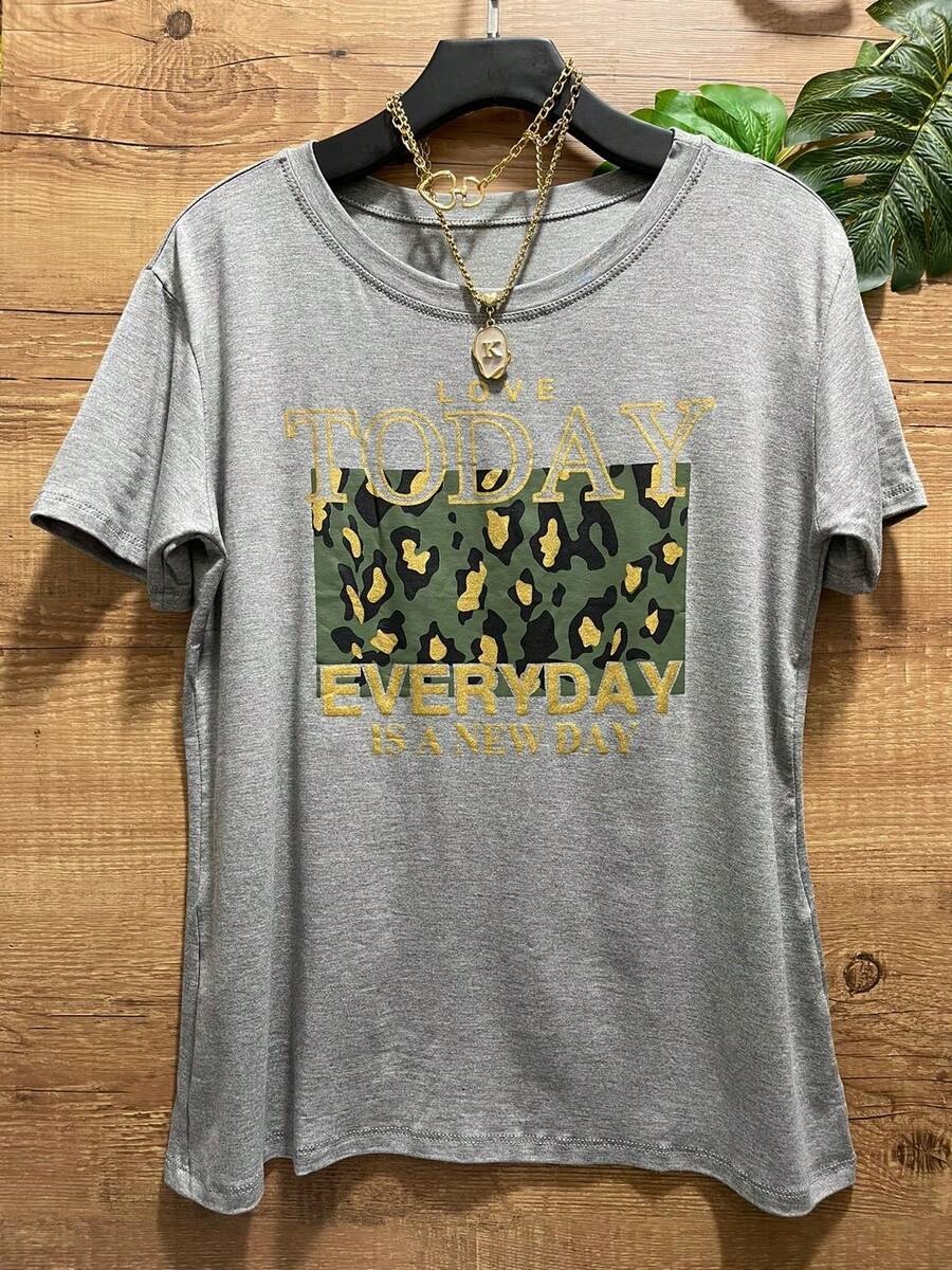 Plus Size T-Shirts - Màu Xám nhạt - Xem 1