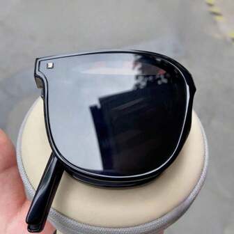 1pc New Fashionable Foldable Glasses With Portable Carrying Case, Beach Accessories For Women Glasses Shades Basics Fall Winter Women Outfits Clothes Business Casual Gifts For Summer Beach Vacation,Outdoor,Travel