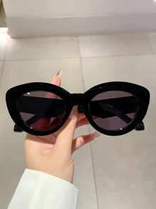 1pc Women's Fashion New Black Cat Eye Jelly Color Oversized Glasses Simple Solid Color Decorative Eyeglasses - Black - View 1