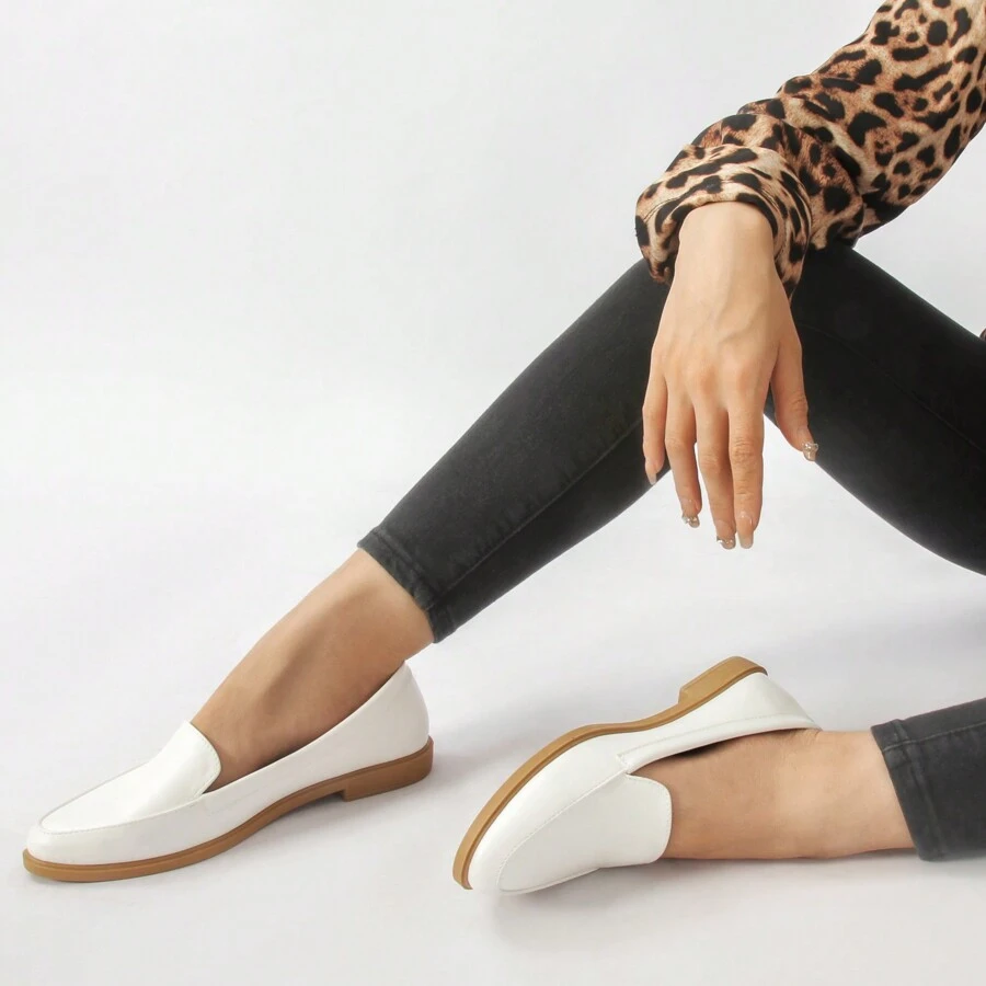 MUSSHOE Women's Loafer Slip-On Flats For Women Dressy Comfortable Loafers For Women - 白色 - 查看 1