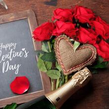 1pc/5pcs/10pcs/12pcs/20pcs Red 20-Inch Artificial Roses, High-End Lifelike Flowers, Suitable For Home Decor, Room Decor, Dining Table Decor, Wedding Decor, Bridal Bouquet, Wrist Corsage, Flower Arrangement, Etc. Applicable For Home, Restaurant, Bedroom, Vase Decoration, DIY Birthday Party Cake Decor, Valentine's Day And New Year Gifts, Photography Props, Vase Decor, New Year Decor, Outdoor Garden Decor. - Red - View 6