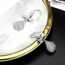 VOLUKA 閃耀圓形切割cz落下耳環女士18k白金鍍層立方氧化鋯吊墜輕便低敏插環珠寶禮物結婚 - 白色 - 查看 4