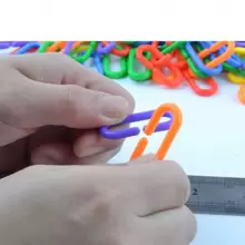 100 Pièces Chaîne En Plastique Pour Jouets D'oiseaux, Crochet De Chaîne Diy "c" De Couleur Arc-en-ciel Pour Jouets De Cage À Balançoire Et D'escalade Pour Sucrier, Souris, Perroquet Et Oiseau