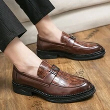 男士時尚鱷魚紋懶人鞋,搭配金屬扣,低幫無鞋帶柔軟舒適的商務、休閒、正式皮鞋,派對、婚禮等場合適用,黑色、棕色,簡約、專業,增高鞋厚鞋底 - 棕色 - 查看 5