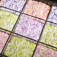 6色粗片彩色亮片-春季色彩,彩虹閃爍花蝴蝶形狀的閃光碎片金屬星星心型亮片指甲亮片水鑽亮片,可用於丙烯酸指甲工藝樹脂表面-每瓶含0.7盎司 - Set of 6 colors - 查看 8