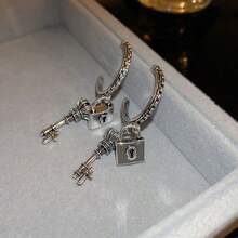 1对925银针形C形锁和钥匙耳环，甜美酷炫风格个性化设计吊坠，百搭时尚的女士耳饰，适合日常佩戴和节日礼物 - 銀色 - 查看 4