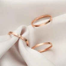 3 Stücke neue Mode Frauen einfacher 2mm Titanstahl Ewige Liebe dünner Ring, koreanischer und japanischer minimalistischer Edelstahl Vintage Mädchen Finger Ring Valentinstag, Mutter, Muttertag, Geschenk