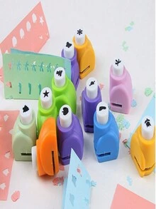 4pcs Random Style Craft Hole Punch Shape Set, Kids Small Paper Punching Machine, DIY Making Scrapbook Hole Puncher, Hand Label Stamp Card Mini Craft Punch (style Random) Christmas, Halloween, Thanksgiving gift - Multicolor - View 3