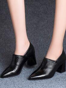 Nuovi tacchi comodi e con punta affusolata e tacco largo per donne, scarpe con tacco alto, taglie dalla 35 alla 42 cinese, adatte per primavera/estate, autunno