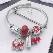 1個女士時尚合金和不銹鋼手鍊,有大象吊墜,可調式,適合日常佩戴 - 紅色 - 查看 5