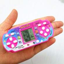 1 件袖珍遊戲機,附 2 張貼紙,6 種隨機顏色(不含電池)。這款迷你遊戲機有 8 種不同的內建遊戲。它可以用作生日派對、萬聖節、聖誕節的禮物,也可以在遊戲派對或辦公室中用作減壓遊戲機或教育玩具。 - 彩色 - 查看 7