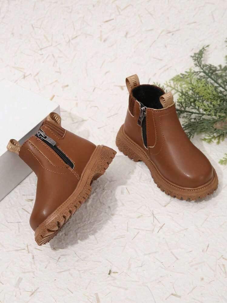 Botas de media pantorrilla con forro térmico para niños, botas de invierno impermeables de cuero de media caña para niños pequeños, con suela gruesa y cálida, con cremallera lateral, puntera redonda y suela antideslizante tipo Chelsea - Marrón - Añade 3