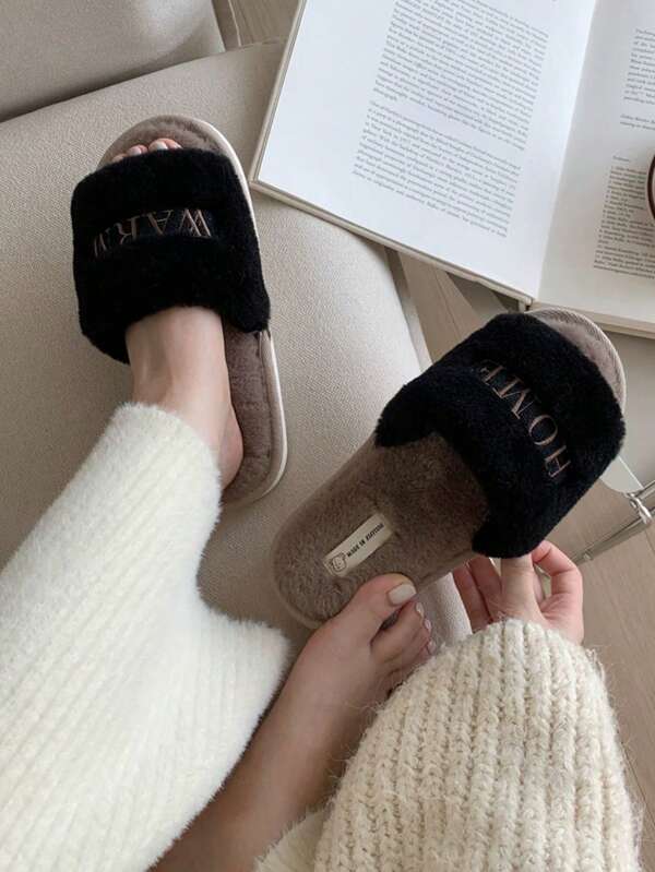 Chinelos de Casa Femininos de Inverno com Sola Macia e Quente, Confortáveis e Fofos, com Ponta Aberta, Planos e com Bordado de Letras, para o Quarto ou Casa