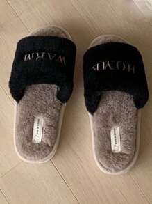 Chinelos de Casa Femininos de Inverno com Sola Macia e Quente, Confortáveis e Fofos, com Ponta Aberta, Planos e com Bordado de Letras, para o Quarto ou Casa