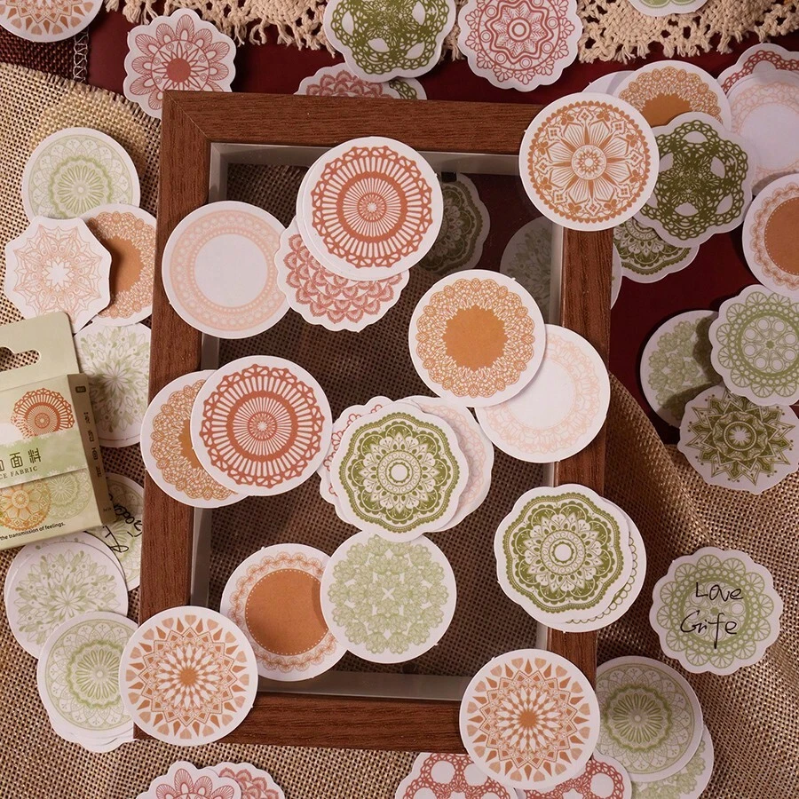 MOCARD 1盒46入組圓形蕾絲主題貼紙,用於創意相簿、日記、藝術拼貼、信封封口和裝飾 - 綠色 - 查看 1