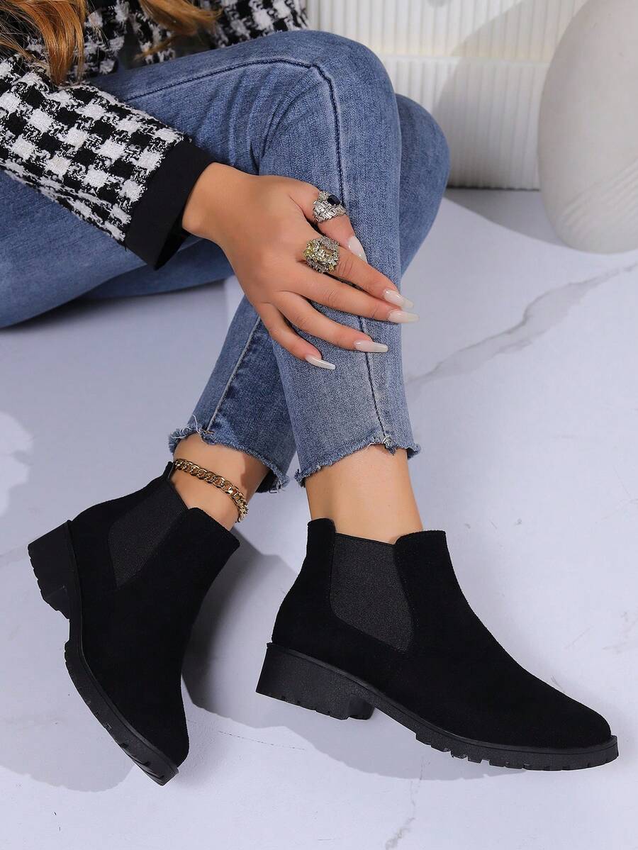 Mờ Ở giữa Gót chân Của phụ nữ Giày bốt ngắn , Mới Thời trang Giày ống Chelsea Với Dày Gót chân , Chóp giầy tròn Thiết kế Đối với Giải trí Ngoài trời Mặc - màu đen - Xem 1