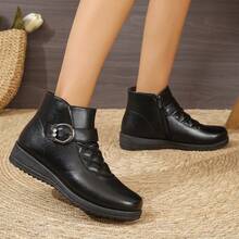 2023年冬季舒適輕便的媽媽鞋，防滑加厚短毛絨保暖中年女靴，展現優雅 - 黑色 - 查看 3