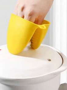 2pcs Thickened Silicone High Temperature Resistant Pot Handle Holder, Anti-Scalding Pot Gripper And Pot Ear Protection Cover - Yellow - View 7