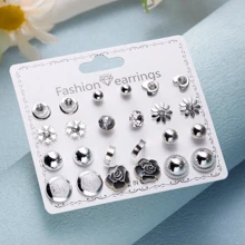 12 兒童人造珍珠、珠子和水鑽裝飾花朵形狀組合耳環套裝,款式隨機選擇,適合女孩