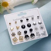 12 兒童人造珍珠、珠子和水鑽裝飾花朵形狀組合耳環套裝,款式隨機選擇,適合女孩