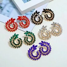 DiHeni 1pair Geometric Rhinestone Decor Hoop Earrings With Hollow Out Circle, Green Ring & Feather Design - Green - View 3