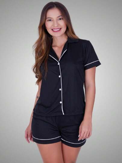 Pijama Americano Gola e Short com Botões que Abrem Amamentação