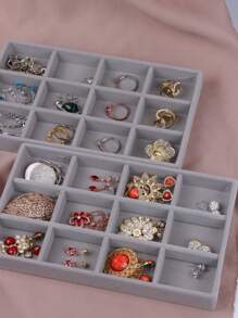 1入灰色絨面珠寶托盤,附有12個格子,附有灰色小珠寶盒,用於戒指,耳環,手鍊,項鍊的珠寶展示收納盒 - 灰色 - 查看 1