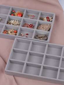 1入灰色絨面珠寶托盤,附有12個格子,附有灰色小珠寶盒,用於戒指,耳環,手鍊,項鍊的珠寶展示收納盒 - 灰色 - 查看 6
