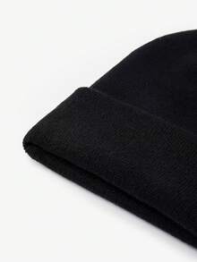 1頂韓式男女適用針織帽子,秋冬季暖和耳保暖純色中性帽子