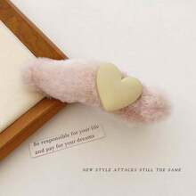 1個女士粉色旋律毛絨心形髮夾,秋冬大髮夾,適合日常使用 - 粉色 - 查看 2