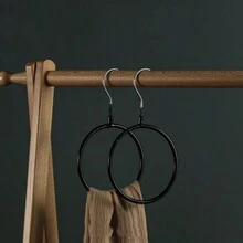 一對掛鉤絲巾掛架,多功能承重 10 公斤並可作為成人衣架、領帶掛架、腰帶勾等 - 黑色 - 查看 2