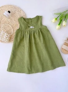 Little Girls' Sleeveless Embroidered Jacquard Smocked Doll Dress, Summer