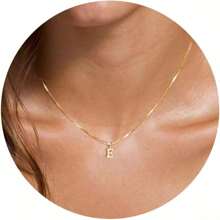 1 Miếng Bạc nguyên chất Ban đầu Dây chuyền Đối với phụ nữ Cô gái , Thư vàng Dây chuyền Nhỏ xíu A-Z Vật rủ xuống Vòng cổ choker Hợp thời Dễ thương Cá nhân hóa Tên Dây chuyền Vàng Đồ trang sức Dây chuyền Đối với Cô gái tuổi teen Qủa tặng - Vàng - Xem 25