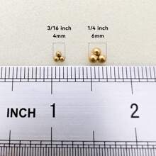 4入組g23鈦制小球耳環,低過敏穿孔耳針式耳環,簡約風格,精緻的植入級珠寶,適用於耳朵敏感的男性和女性 - 銀色 - 查看 4