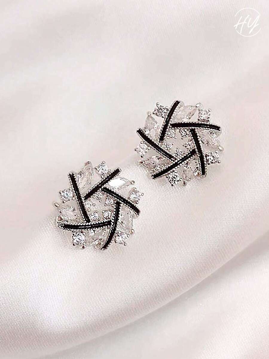 1pair Fashionable Cross-Shaped Rhinestone Studded Earrings - Silver - View 1