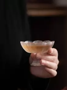 1 件釉莲花形茶杯，日式奢华高脚杯，磨砂茶品鉴杯，甜点盘，送给朋友的礼物，适用于客厅、餐厅、家居装饰 - 透明磨砂 - 查看 6