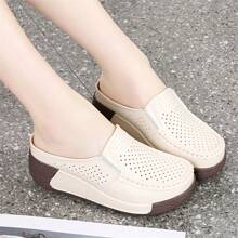 Women's High-End Hollow Out Platform Sandals With Thick Bottom & Closed Toe, Suitable For Outdoor Use