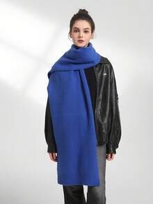 1入女款經典單色保暖針織圍巾,適合秋冬日常休閒穿著 - 寶藍色 - 查看 3