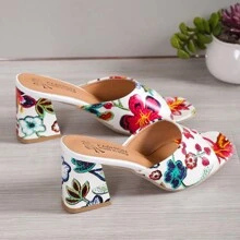 Dép Cao Gót Nữ Phong Cách Mới Mùa Hè 2024 Âu Mỹ 2024 Giày Cao Gót Chunky, Giày Sandal Đế Dày Hở Mũi Peep Toe Gợi Cảm. Dép mùa hè hở mũi gót dày mới năm 2024, Giày cao gót nữ phong cách Hàn Quốc, thời trang và đa năng, nổi bật với thiết kế hở ngón và xỏ ngón. - trắng - Xem 7