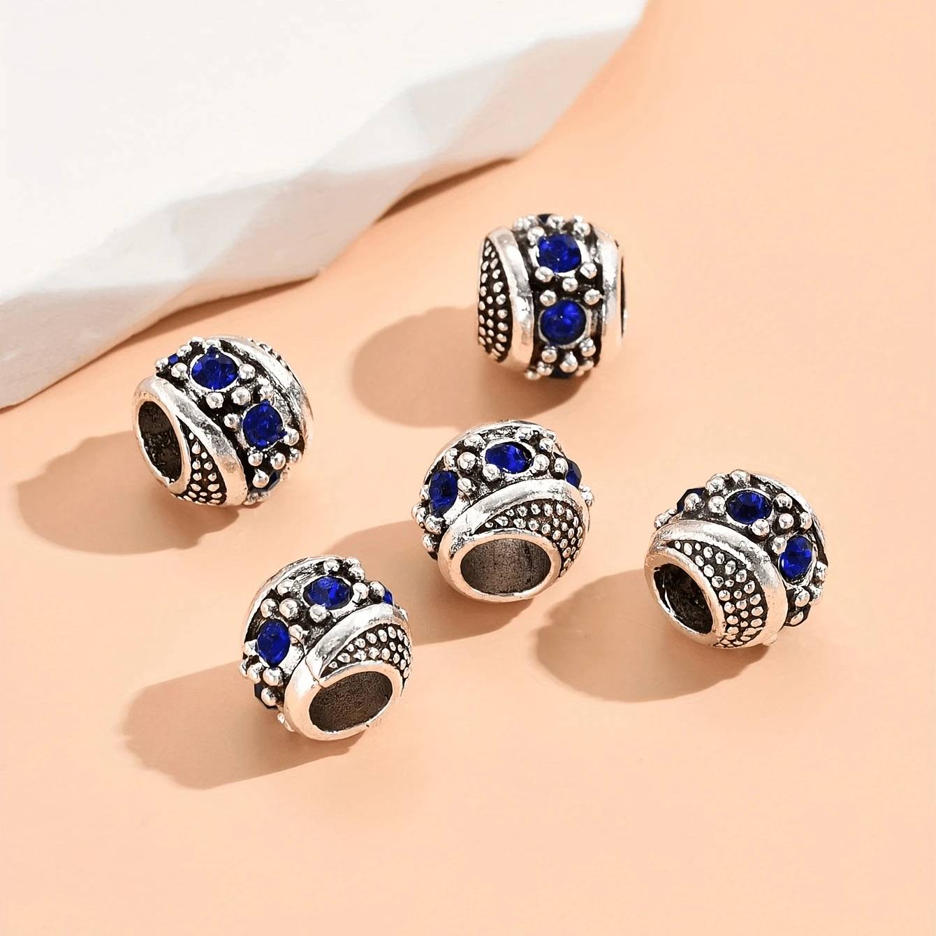 5入組復古花卉裝飾珠子多功能diy手鍊繩、項鍊、吊墜和創意裝飾配件（銀色/彩色） - 寶藍色 - 查看 1