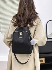 Sac à dos léger et portable en nylon noir minimaliste 1 pièce, avec décoration de fermeture éclair en métal, pour filles. Convient pour une utilisation quotidienne, des rendez-vous, les étudiants du campus et du collège. Parfait pour le collège, les affaires, le travail, les trajets, le retour à l'école, les voyages, les sorties et les étudiants du collège, les ados, les femmes, les hommes, l'école primaire, le collège, le lycée, le travail, les sorties en plein air.