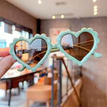 1pc Children'S Heart-Shaped Fashion Glasses With Box, Random Color - Blue - View 2