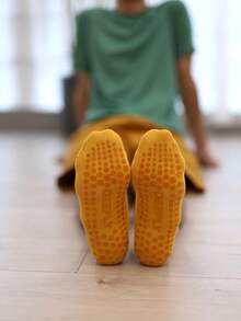 Deefly1 Pair Anti-Slip Low-Cut Socks, Solid Color Home/Hospital/Fitness/Ballet/Pilates/Yoga Socks - Black - View 3