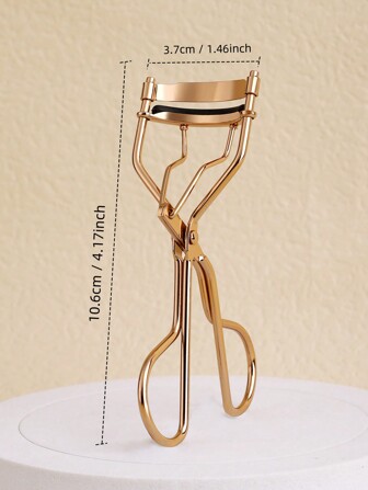 1 st guldfärgad ögonfransböjare med silikondyna, hållbar formande ögonfransböjare, skadar inte fransarna, lämplig för daglig smink Ögonfransböjning, smink, billigt, rumsinredning, sminkbord, resor, sovrum, sminktillbehör, ögonfransböjare, billigt, strumpbyxor, smink, sminkverktyg, billiga saker, presenter, presenter till kvinnor, julklappar