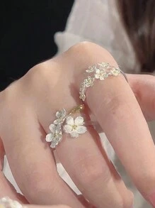 2pcs Antique Medieval French Retro Court Three-Dimensional Flowers Teen's Ring Silver Iris Adjustable Ring