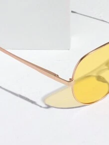 1pc Gold-Colored Fashionable Metal Frame Polarized Night Vision Glasses With Yellow-Tinted Lenses Suitable For Men To Wear When Driving At Night Vintage Shades Accessories Beach Accessories Glasses Shades For Summer Beach Vacation,Outdoor,Travel